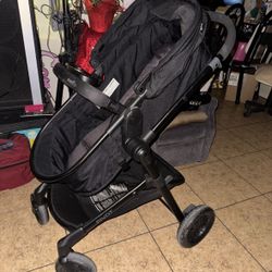 Even Flo Pivot Stroller