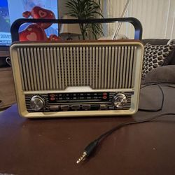 Title: Retro Vintage AM/FM/SW Radio & Bluetooth Speaker - Rechargeable  