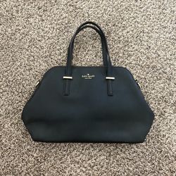 Black Medium Sized Kate Spade Purse 