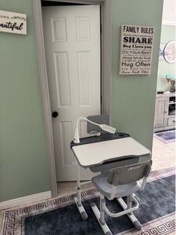Kids desk  with chair