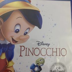 Disney’s PINOCCHIO Signature Edition (Blu-Ray + DVD + Digital-1940) NEW!