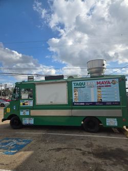Se vende camion de comida