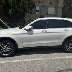 2019 Mercedes-Benz GLC 300