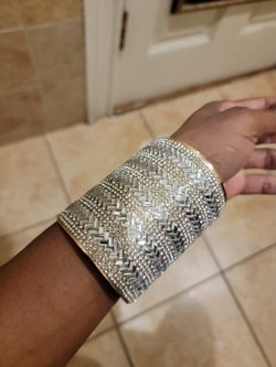 Vintage Beauty Bracelet