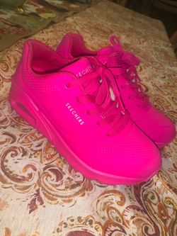 Sketchers UNO NIGHT SHADE  SZ 5.5
