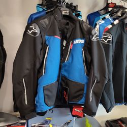 Windbreaker off-road jacket with removable sleeves size medium brand new
