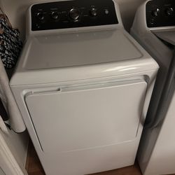 GE Top Load Washer & Dryer. 