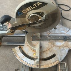 Delta 10 Inch Sliding Compound Miter Saw