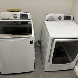 Set Of Samsung Washer And Dryer Gas  Large Capacity 
