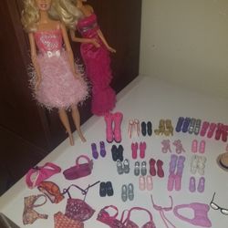 Barbies 