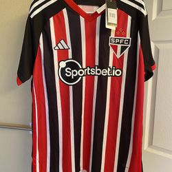 23/24 SAO PAULO AWAY KIT BRAND NEW SIZE LARGE CAN NEGOTIATE PRICE