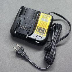 Dewalt 12V / 20V Lithium-Ion Battery Charger