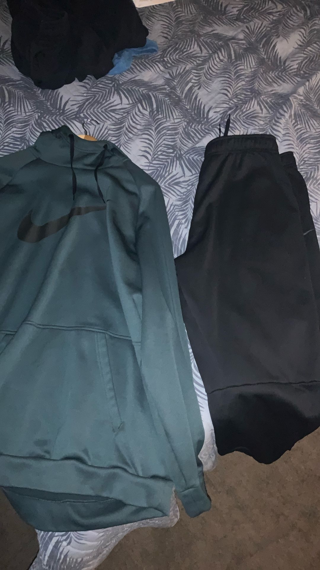 Nike 2xl Men Outfit