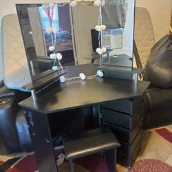 Vanity Set