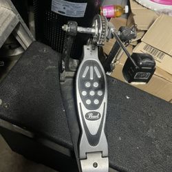 Pearl Pedal
