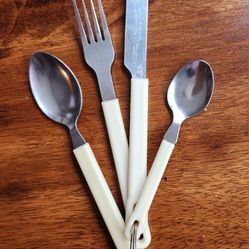 4 Piece Ring Camping Cutlery Utensils 