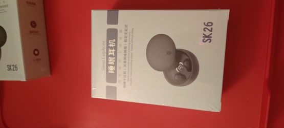 Wireless earbuds