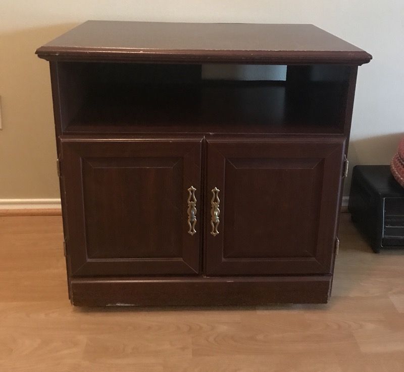 Great wood rolling storage table!