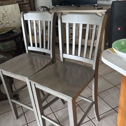 Bar Stools 