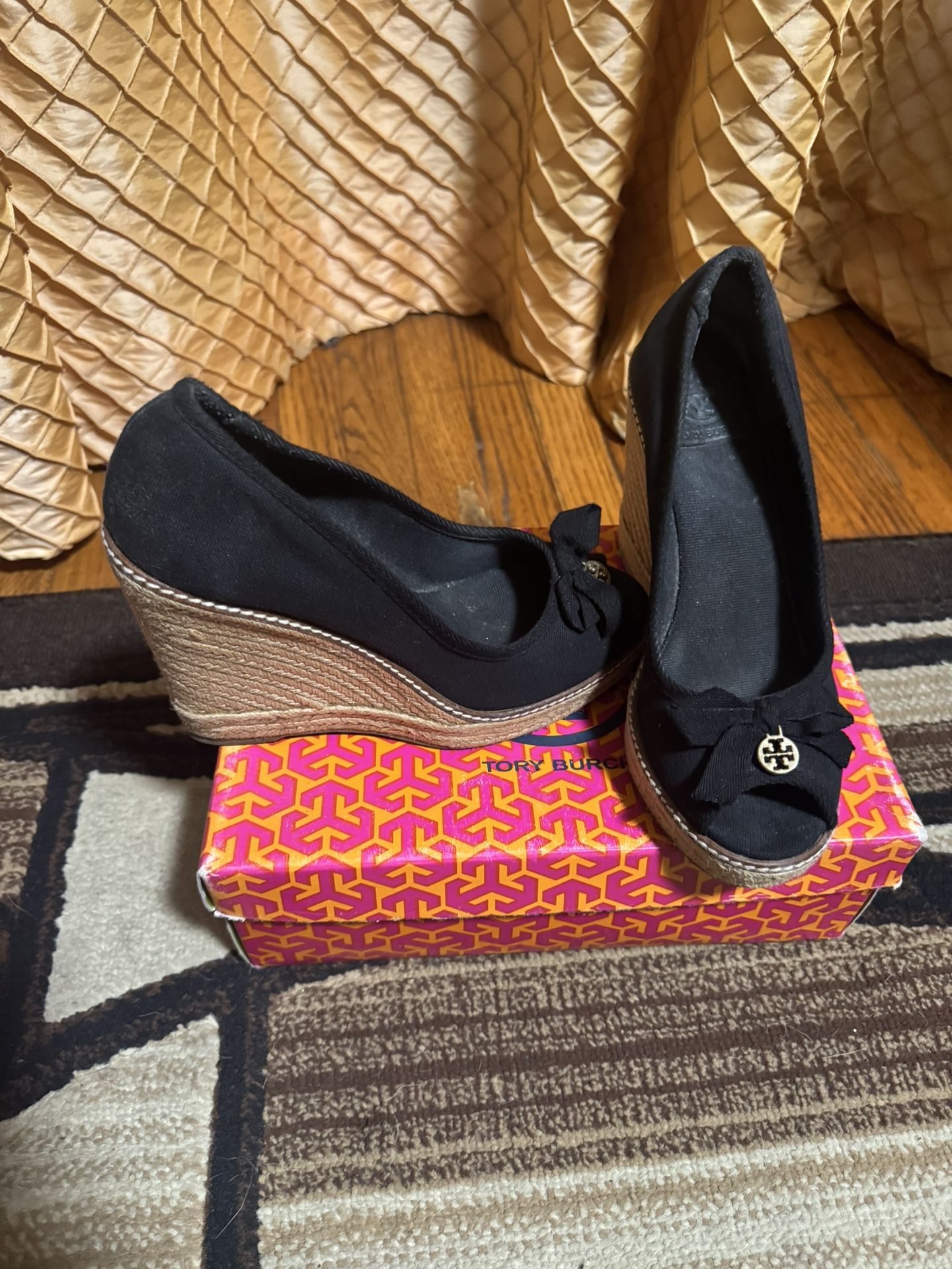 Lots Of Tory Burch Shoes Size 8 1/2 9