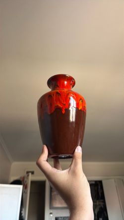 Flower vase
