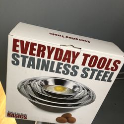 4 bows stainless steel new in box 