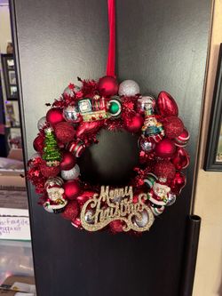 Decorative Christmas Ornament Wreath