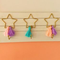 Children’s Hook Wall Decor
