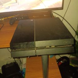 Ps4 And Ps4 Controller 