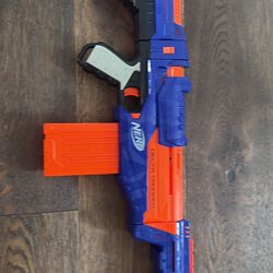 Nerf N-Strike Elite Delta Trooper w/ Magazine & Darts