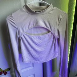 Cream Mid-Turtle Neck