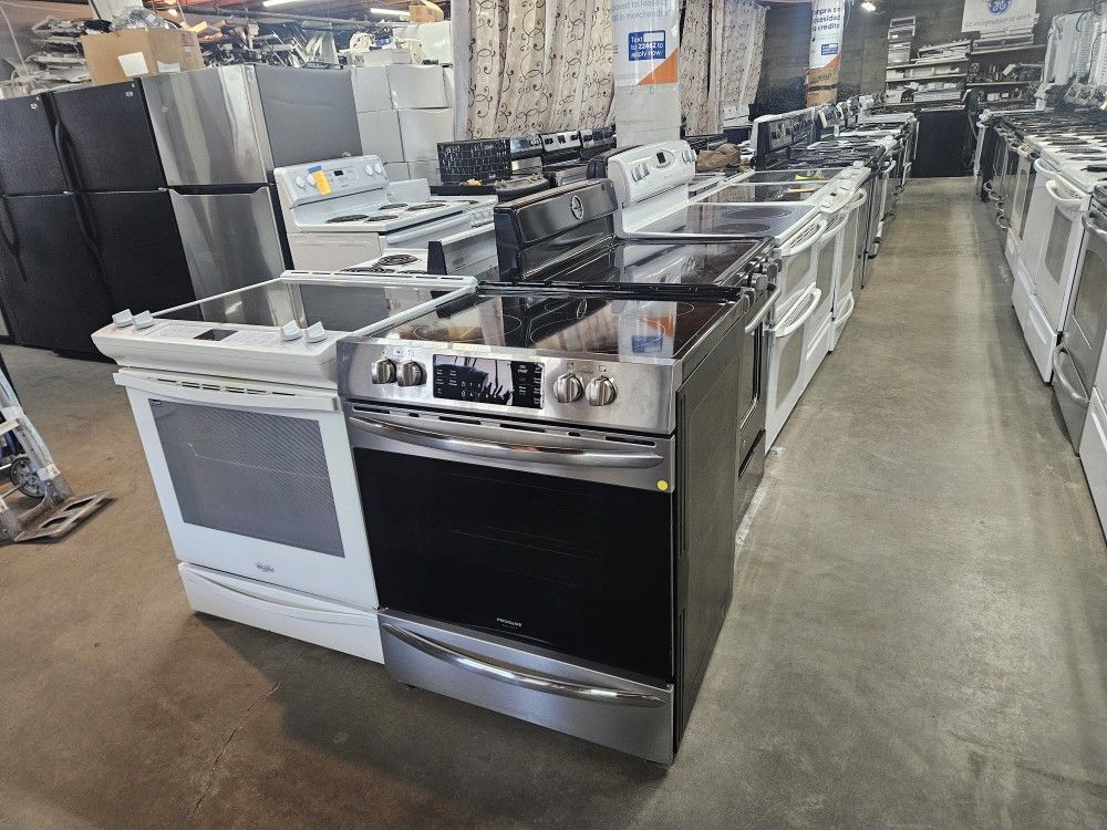Huge Liquidation Store Full Of Nice Lightly Used Reconditioned Refurbished Certified Washer Dryer Refrigerator Oven Stove Stackable Free Warranty 