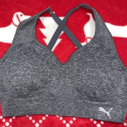 Puma sports bra (medium )