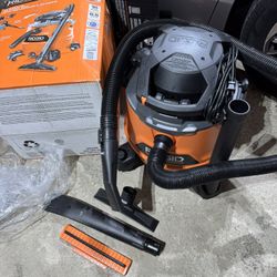 RIDGID 16 Gal. 6.5 Peak HP NXT Shop Vacuum Wet Dry Vac with Detachable Blower, Filter, Locking Hose and Accessories HD1600
