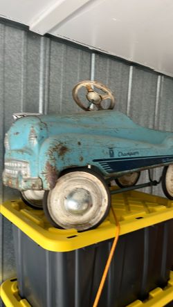 Home goods/ collectibles