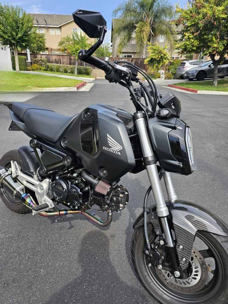 2022 HONDA GROM