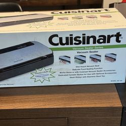 Christmas Is Coming 🔔 ❄️ ⛄️ 🎁  Cuisinart Vacuum Sealer - Brand New, Never Used  New in the Box  Cash only, pick up only  Val Vista and Pecos