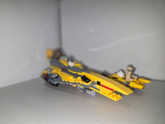 Lego Star Wars Jedi Starfighter and racer