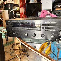 Yamaha Natural Sound Stereo Receiver RX-495