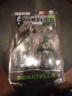 Teenage mutant Ninja turtles black and white and  green