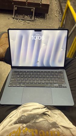 Apple MacBook Air Laptop