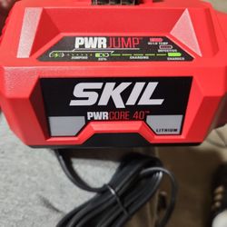 Skill PWR 40 charger
