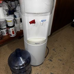water cooler dispenser 