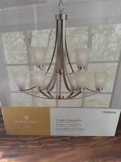 9- Light Chandelier Lamp NEW IN BOX