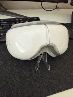 Heat/massage therapy eye mask
