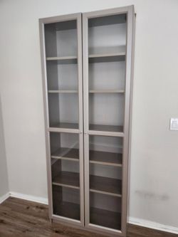 Glass cabinet