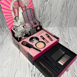 Soap & Glory Extrava-Glamza 7 Pc Gift set ( Limited Edition ) New With Box