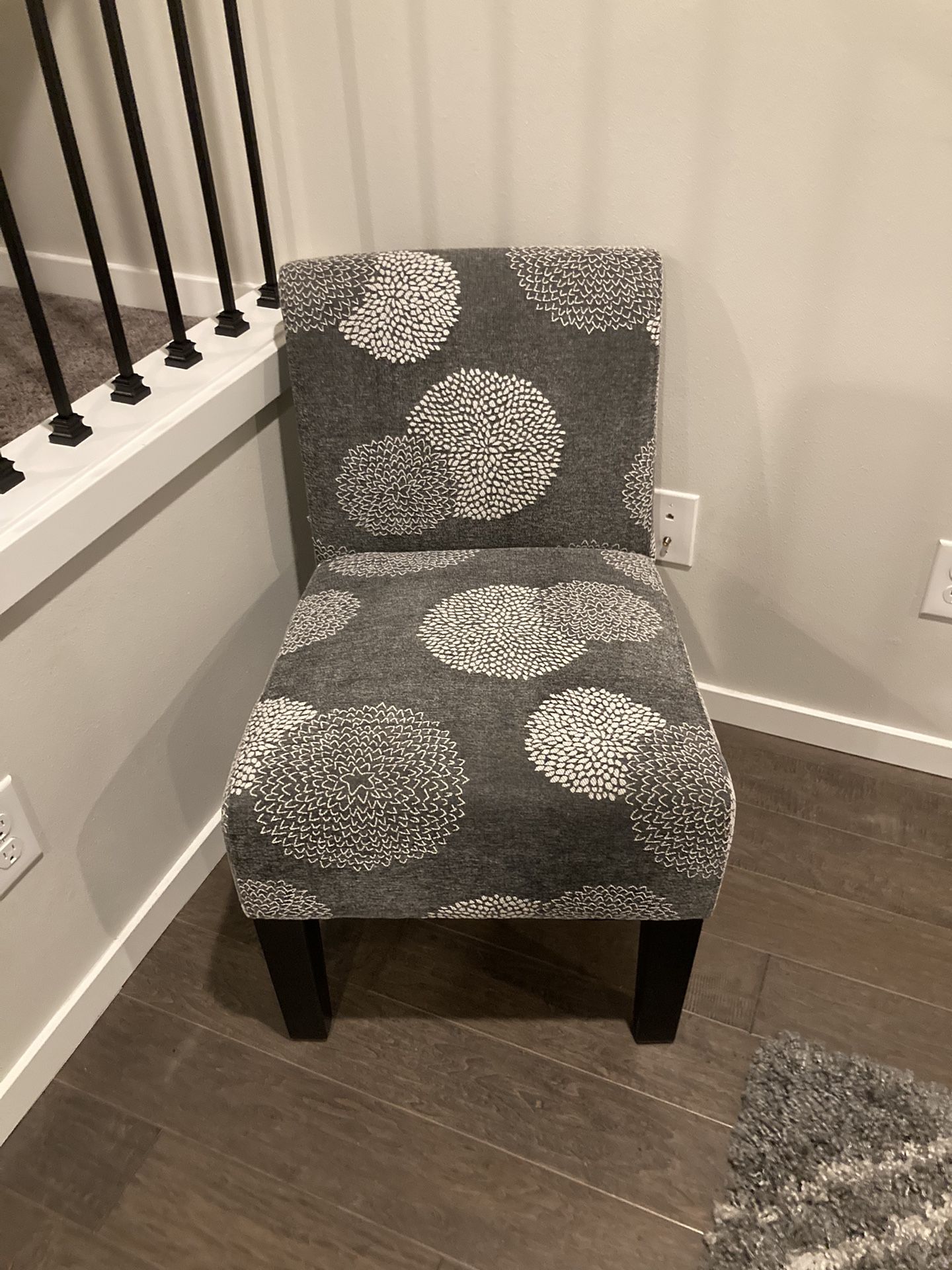 Grey Accent Chair Made By Dwell Home Inc W/No Rips. No Stains(See And Click On Pictures). Still In Good Condition.