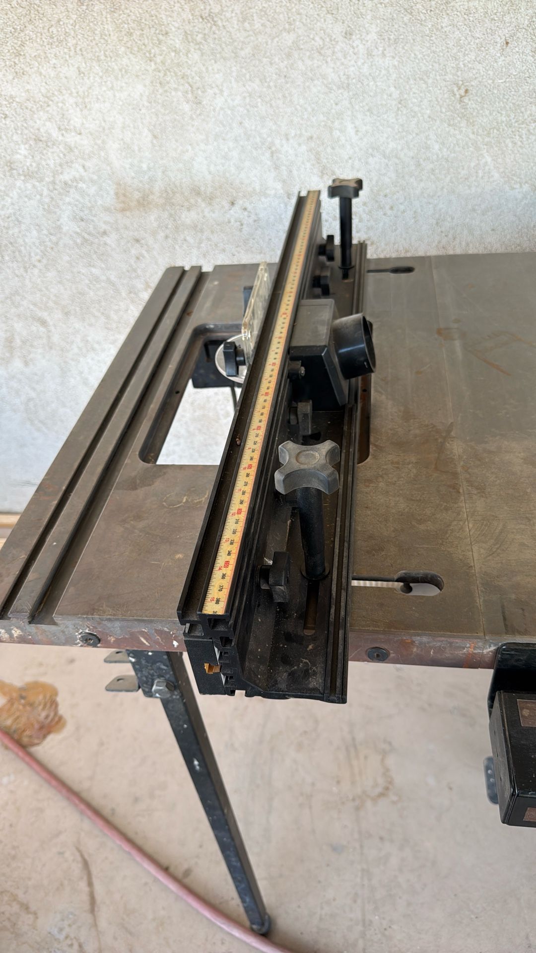 sawstop router table