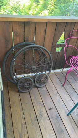 Moving sale furniture and items antique each 50 to 100